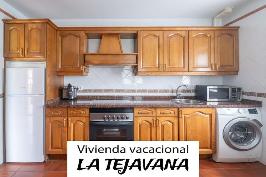 Vivienda Vacacional La Tejavana Llames de Pría Kültér fotó